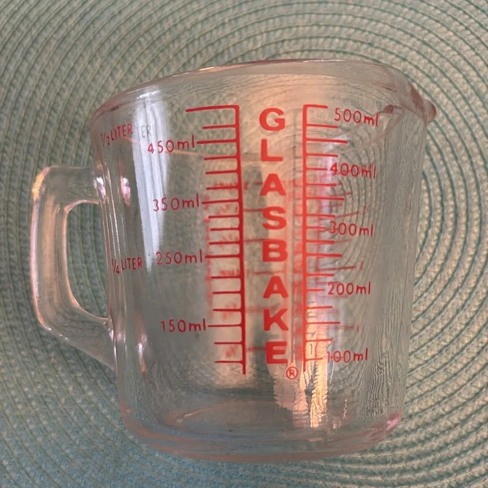 Vintage GLASBAKE Red Lettering 2 Cup 500ml Glass Measuring Cup